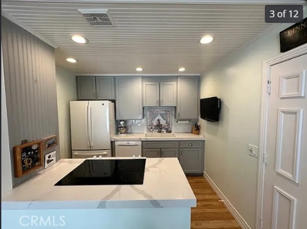 Additional image 4 of 1649 Iowa Street Unit D, Costa Mesa, CA 92626