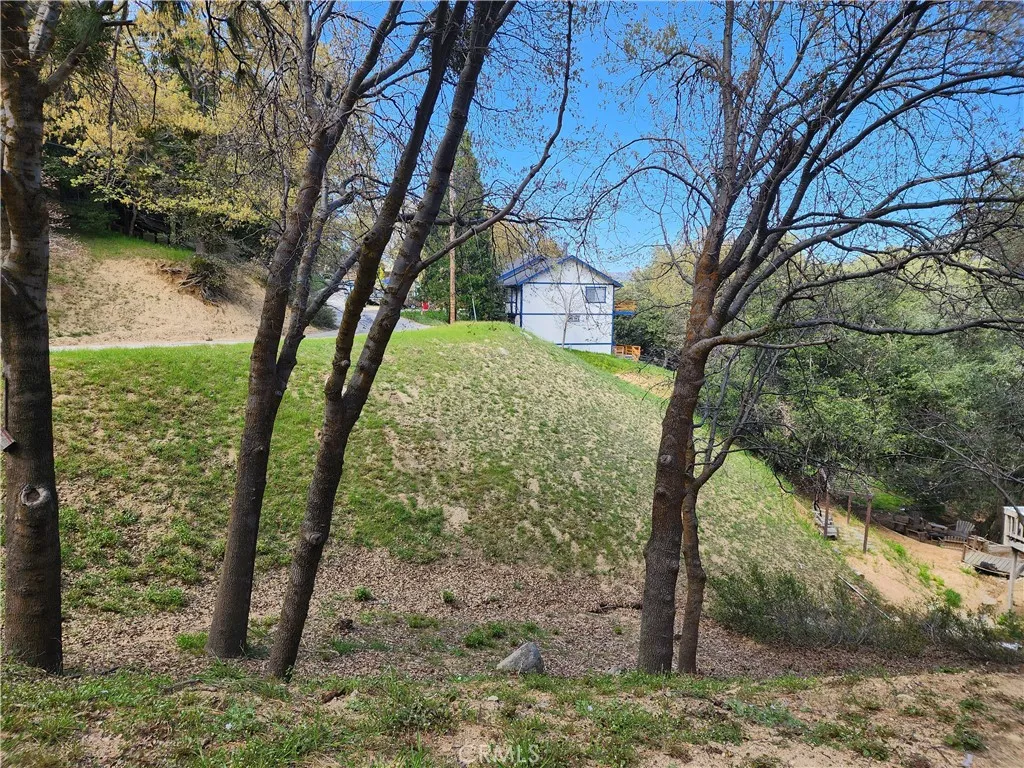 Additional image 37 of 327 Davos Drive, Crestline, CA 92325