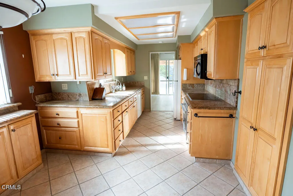 Additional image 50 of 691 Springfield Avenue, Ventura, CA 93004