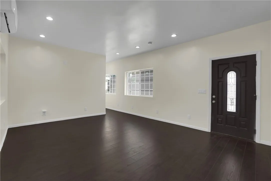 Additional image 30 of 23393 Schoolcraft Street, West Hills, CA 91307