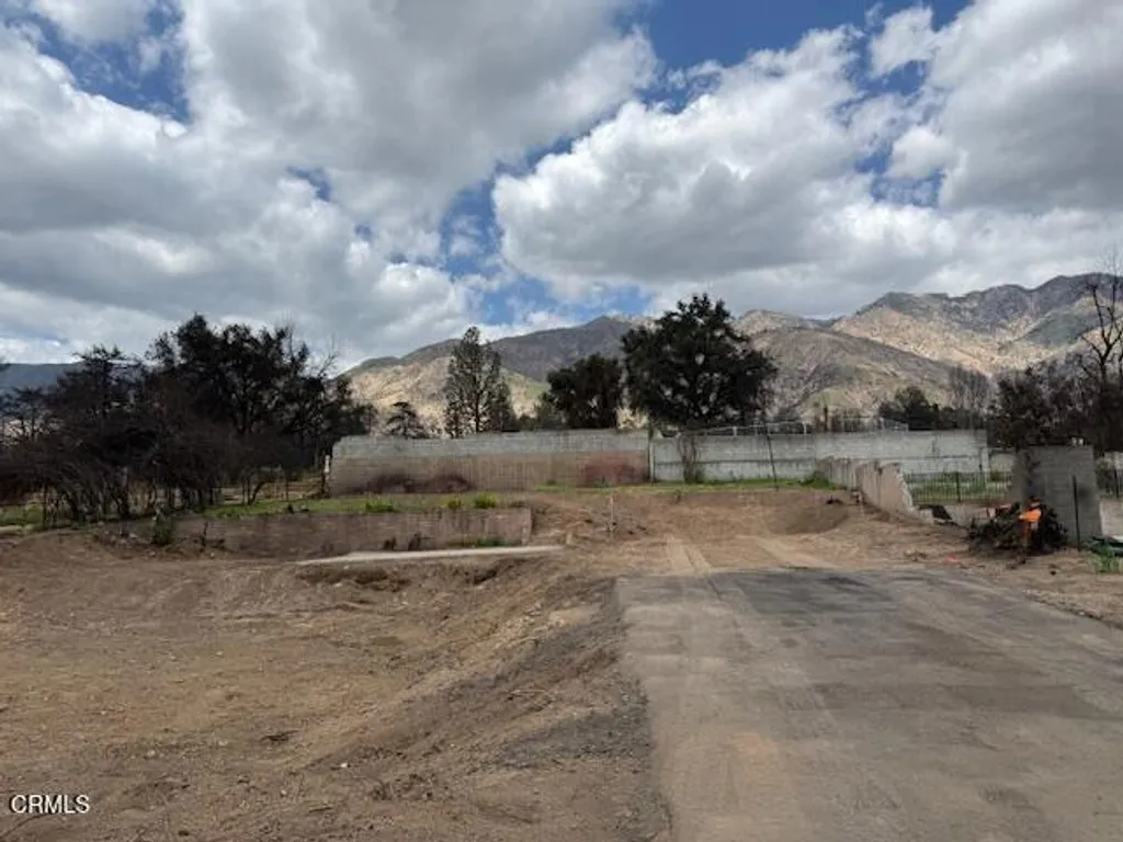 Additional image 3 of 563 E Las Flores Drive, Altadena, CA 91001