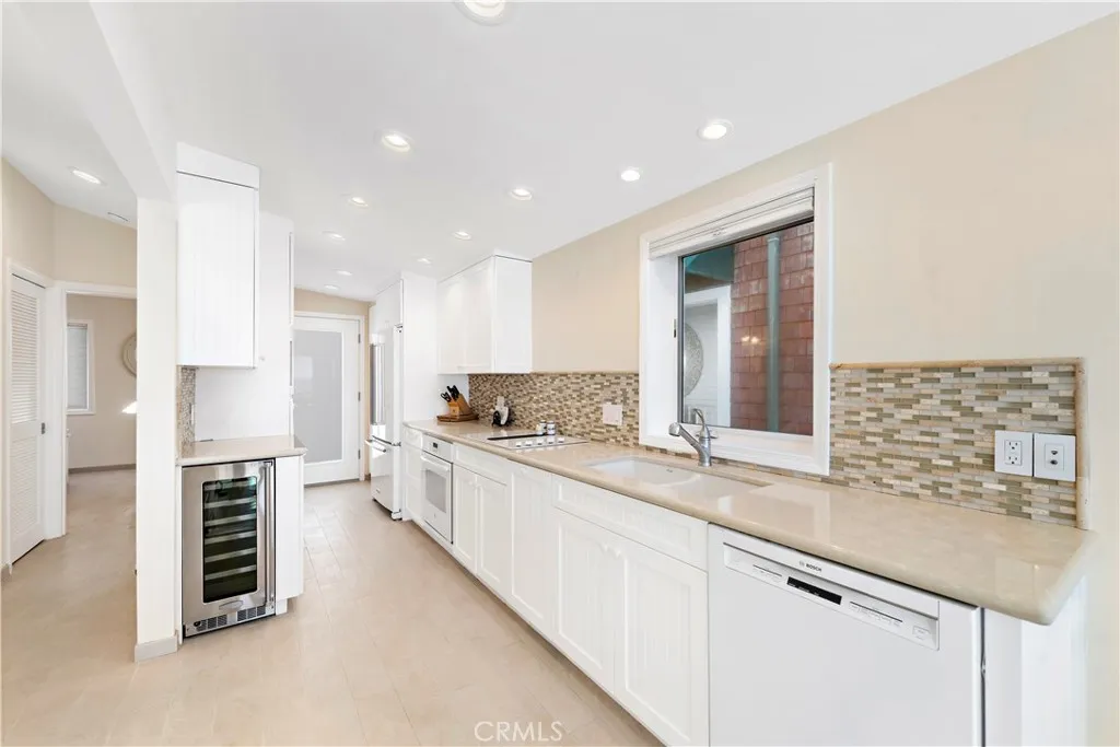 Additional image 10 of 1051 Gaviota Drive, Laguna Beach, CA 92651