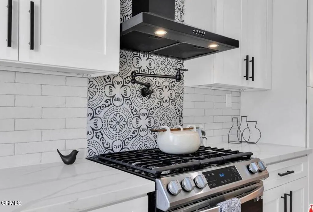 Additional image 10 of 1086 Hollygrove Lane, Altadena, CA 91001