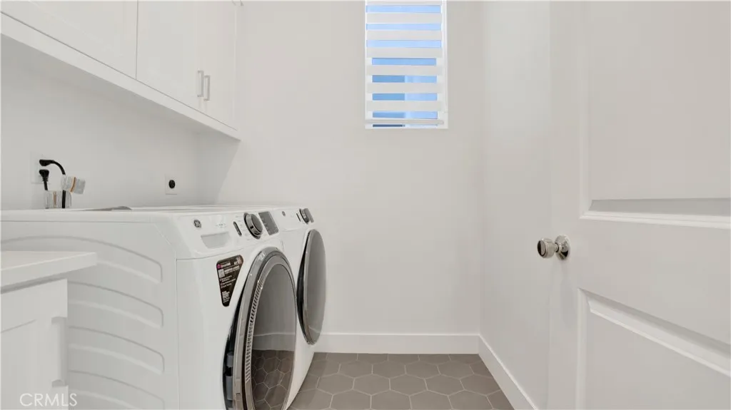 Additional image 6 of 236 Knot, Irvine, CA 92618