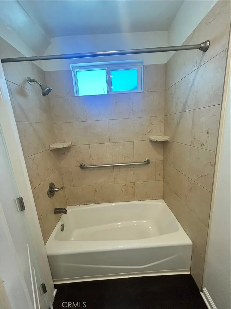Additional image 38 of 1713 S Redondo Boulevard, Los Angeles, CA 90019