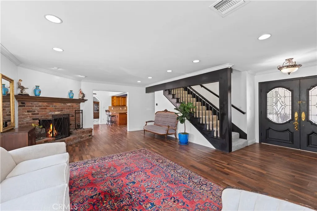 Additional image 41 of 24405 Derian Dr, Newhall, CA 91321