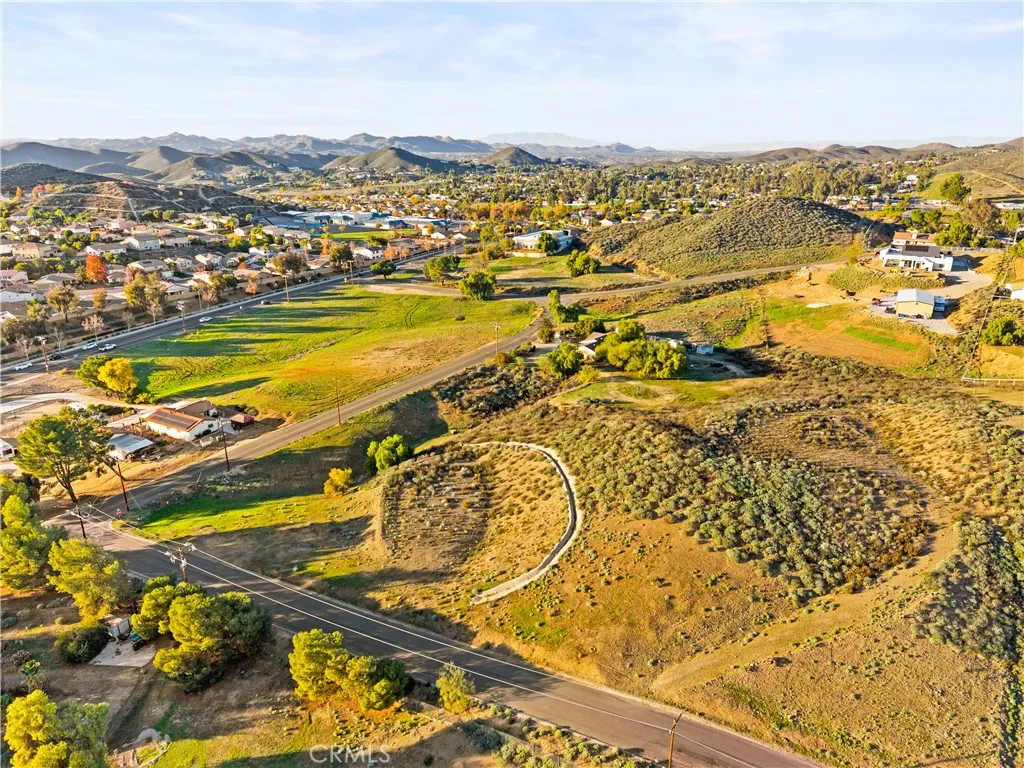 Additional image 20 of 23930 Beverly Dr, Menifee, CA 92587