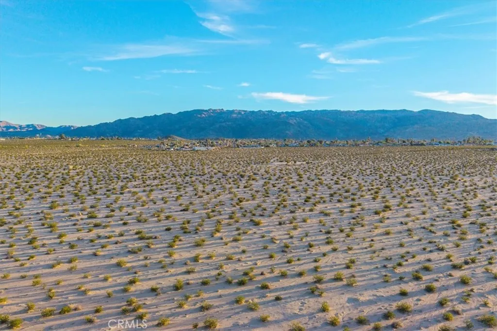 Additional image 15 of 3 Laura Lane, 29 Palms, CA 92277