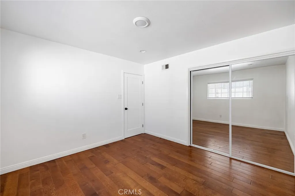 Additional image 37 of 7044 White Oak Ave, Van Nuys, CA 91406