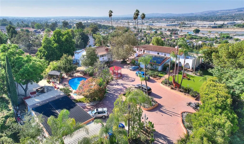 Additional image 119 of 145 S Vista Grande, Unit A, Anaheim Hills, CA 92807