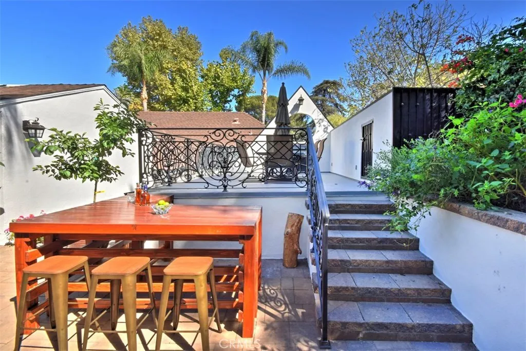 Additional image 50 of 15128 Valley Vista Boulevard, Sherman Oaks, CA 91403