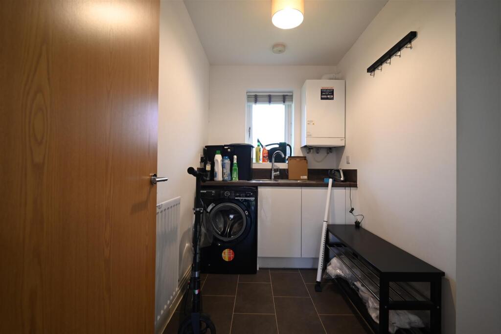 Additional image 20 of New House Farm Drive, Northfield, Birmingham