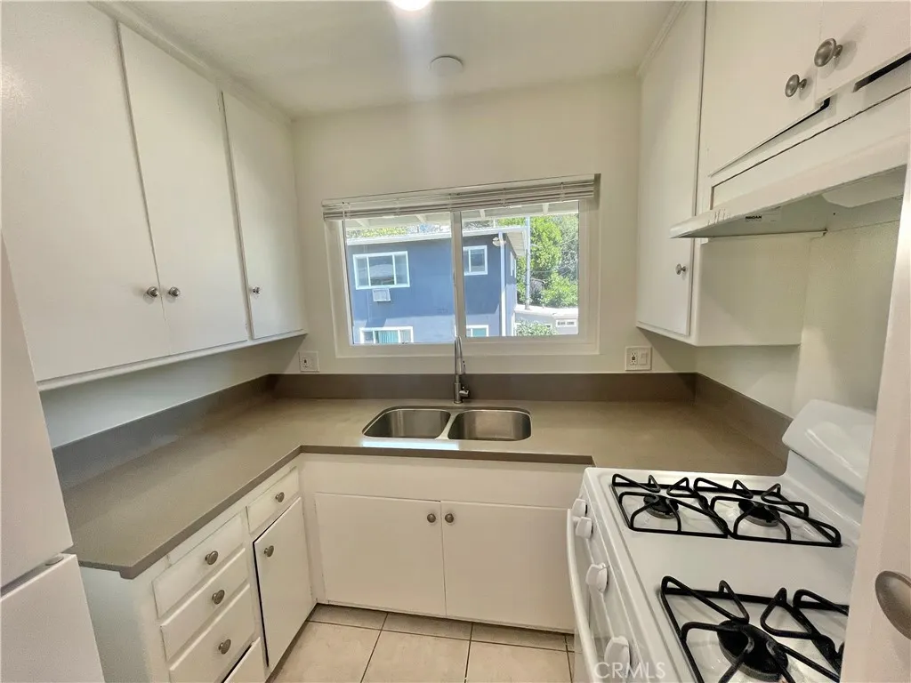 Additional image 17 of 3123 Foothill Boulevard Unit 08, La Crescenta, CA 91214