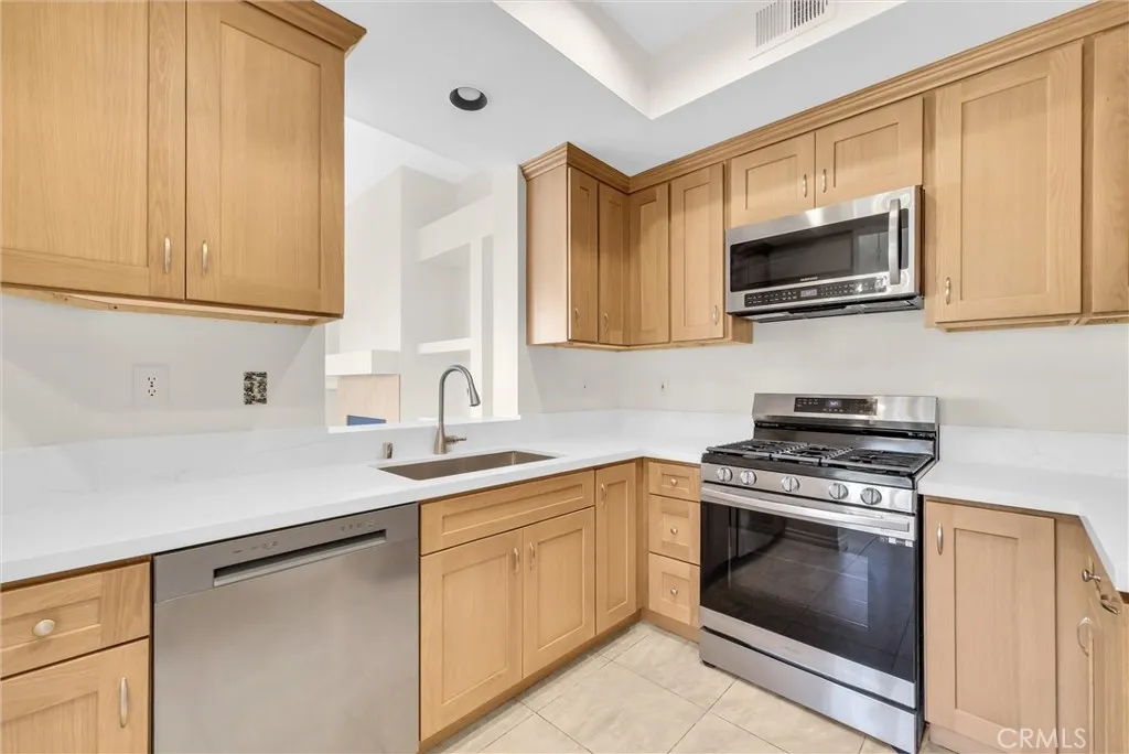 Additional image 36 of 3160 Altura Circle Unit 203, Corona, CA 92882