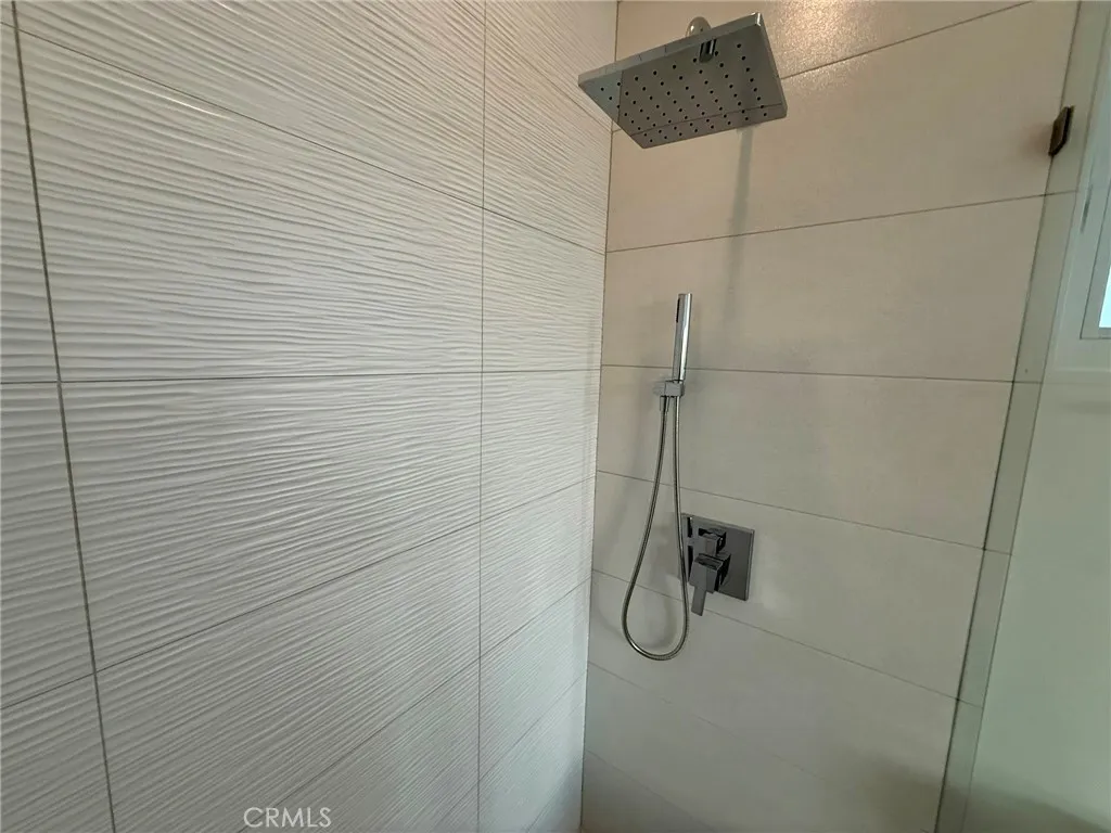 Additional image 23 of 17816 W Bullock St, Encino, CA 91316