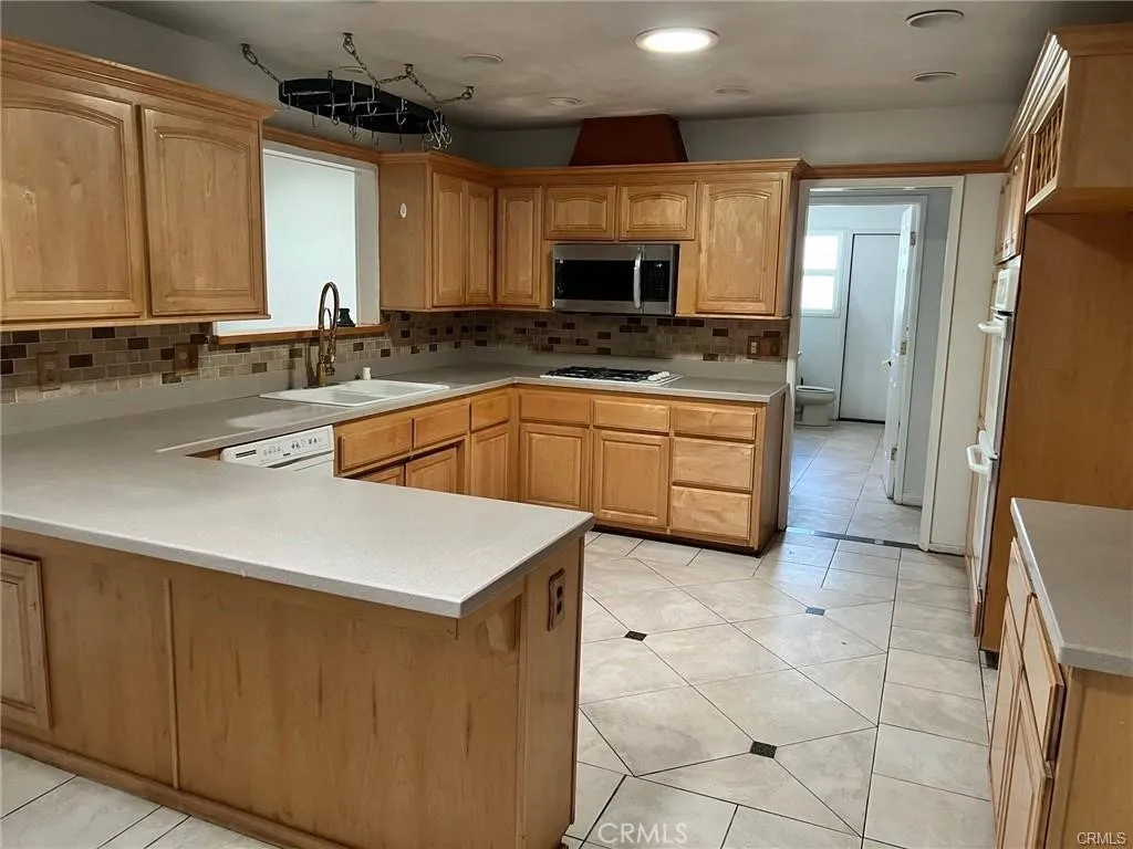 Additional image 5 of 43053 Babcock Ave, Hemet, CA 92544