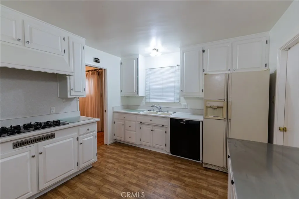 Additional image 74 of 25207 Doria Avenue, Lomita, CA 90717
