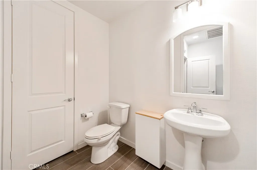 Additional image 17 of 407 Trailblaze, Irvine, CA 92618