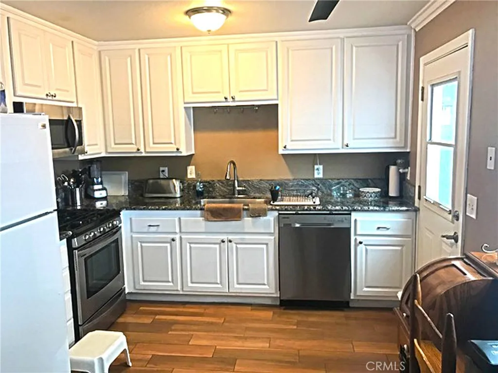 Additional image 18 of 20011 Shorewood Cir, Huntington Beach, CA 92646