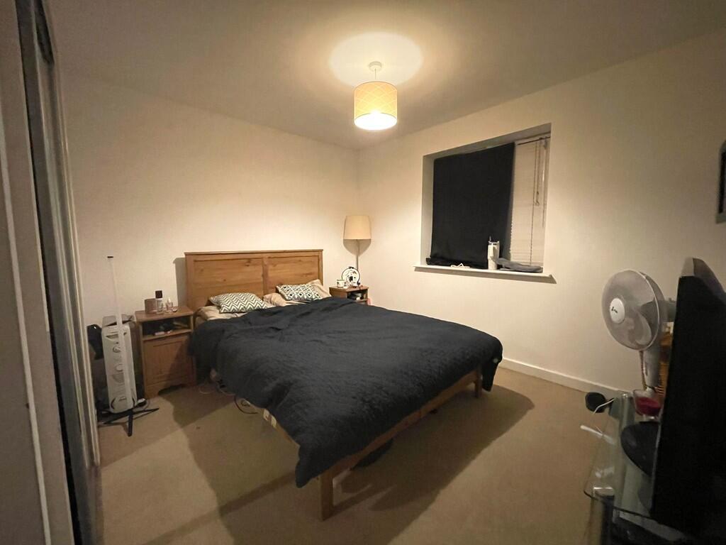 Additional image 5 of Placido, Jupiter Complex, 34 Ryland Street