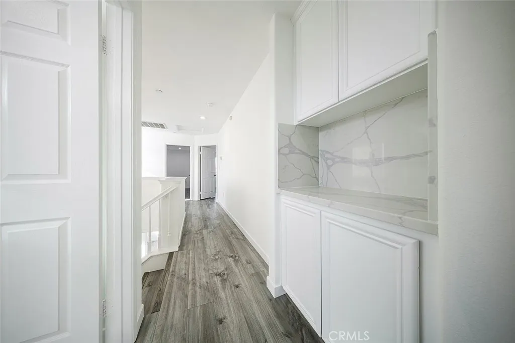 Additional image 19 of 8537 Thunderbird, North Hills, CA 91343