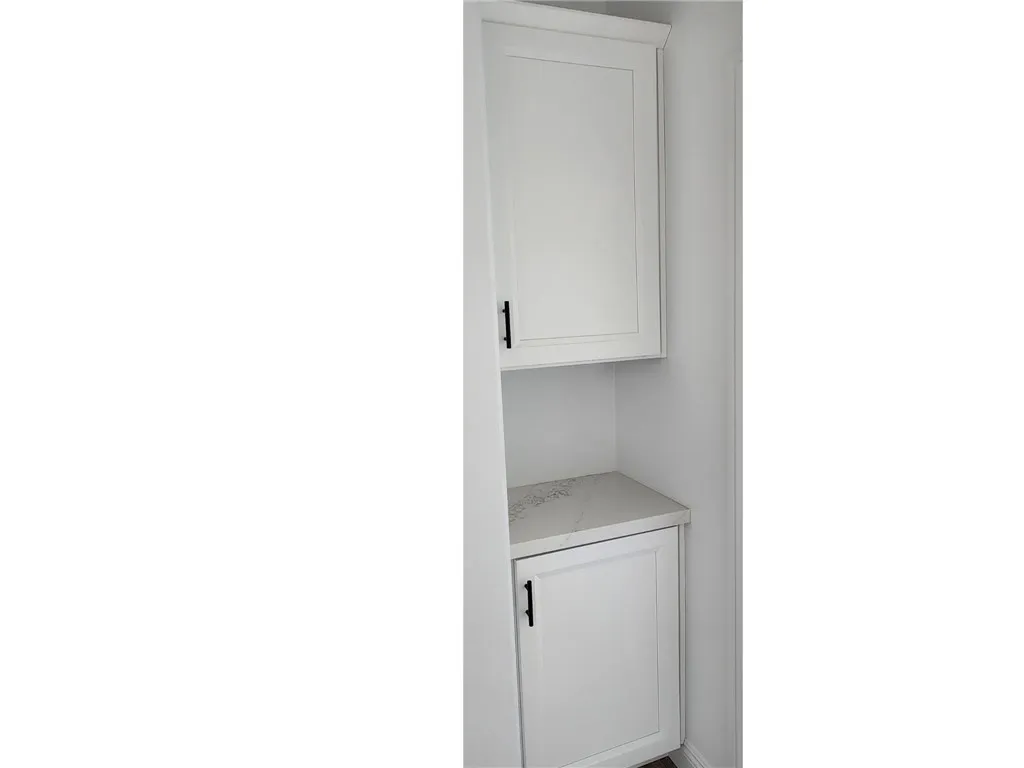 Additional image 13 of 21053 Huasna Road, Apple Valley, CA 92307