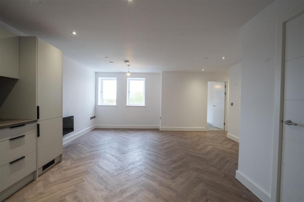 Additional image 3 of Ariel House, Birmingham