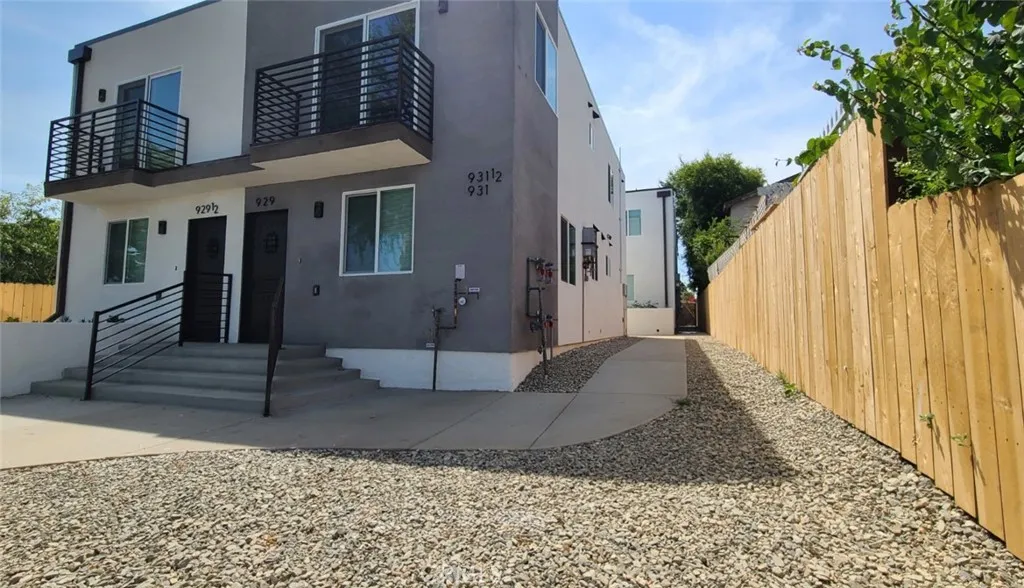 Additional image 2 of 929 S Lorena St, Los Angeles, CA 90023