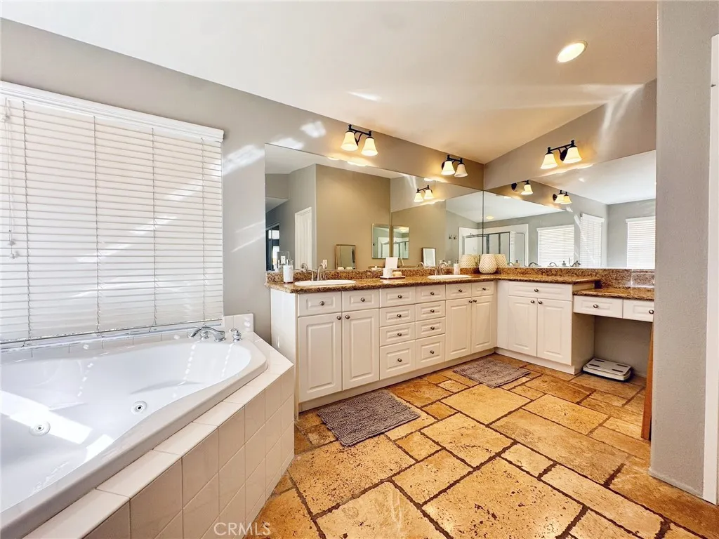 Additional image 19 of 3188 Brunstane, Corona, CA 92882