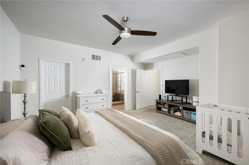 Additional image 44 of 142 Pantheon, Irvine, CA 92620