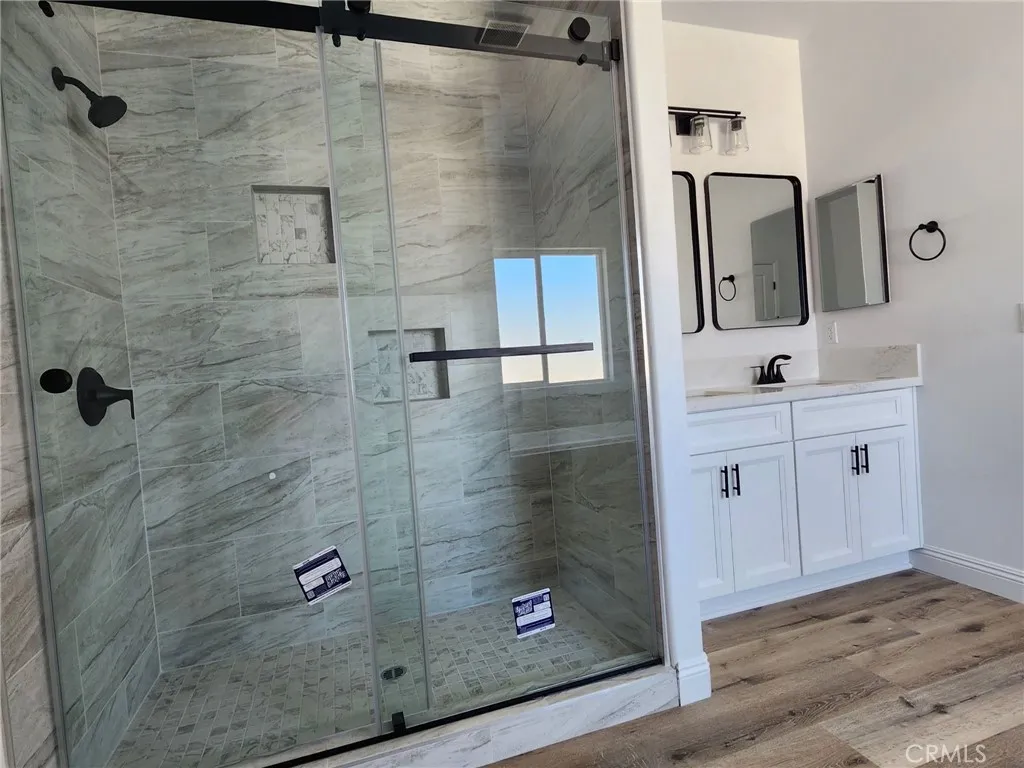 Additional image 11 of 21053 Huasna Road, Apple Valley, CA 92307