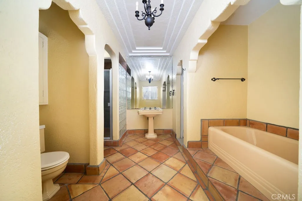 Additional image 13 of 8 36th Place, Long Beach, CA 90803