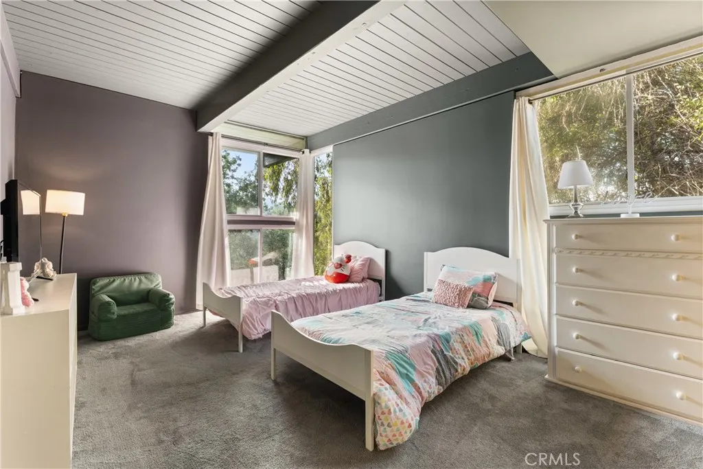 Additional image 37 of 3339 N Knoll Drive, Los Angeles, CA 90068