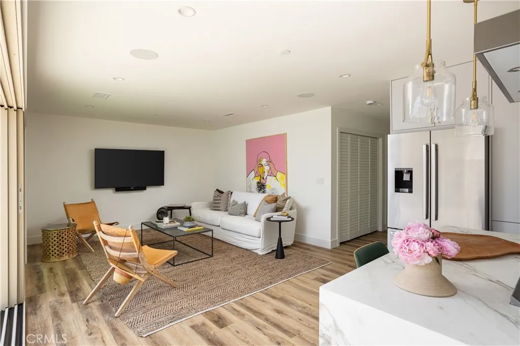 Additional image 71 of 212 E 19th Street, Costa Mesa, CA 92627