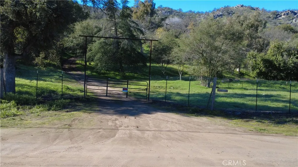 Additional image 6 of 37087 Pebble Ln, Squaw Valley, CA 93675