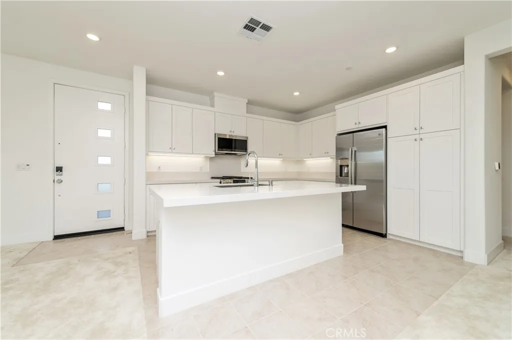 Additional image 42 of 466 Lobata, Irvine, CA 92618