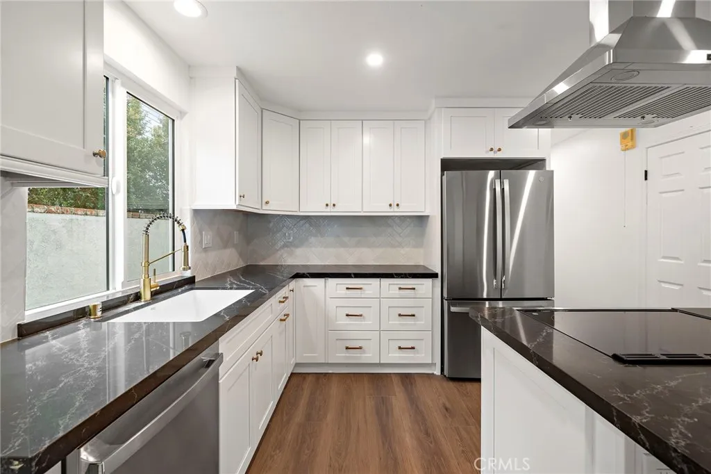 Additional image 15 of 377 Roycroft Avenue, Long Beach, CA 90814