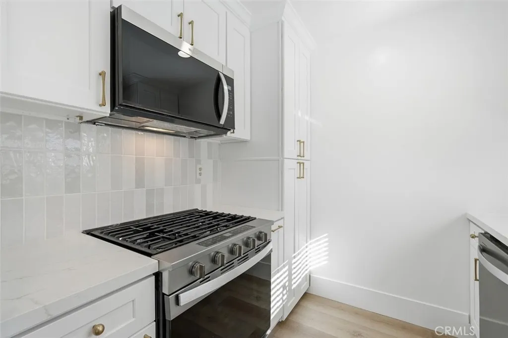 Additional image 7 of 1741 Tustin Ave Unit 15D, Costa Mesa, CA 92627