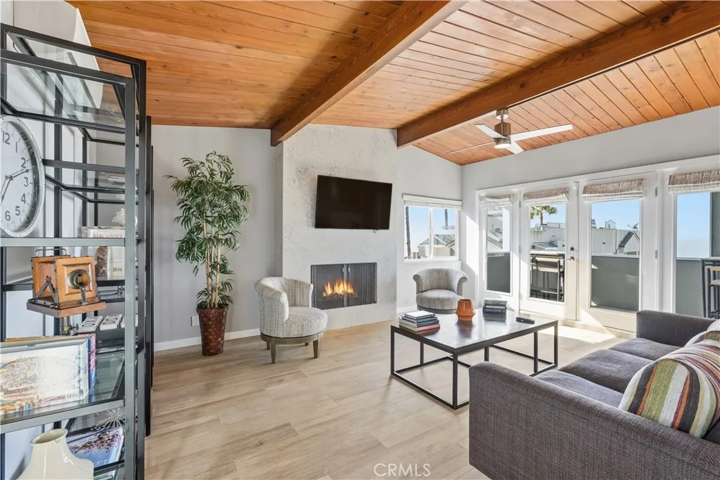 Additional image 15 of 116 5th Place, Manhattan Beach, CA 90266