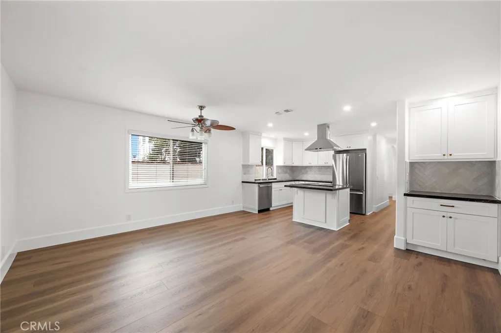 Additional image 13 of 377 Roycroft Avenue, Long Beach, CA 90814