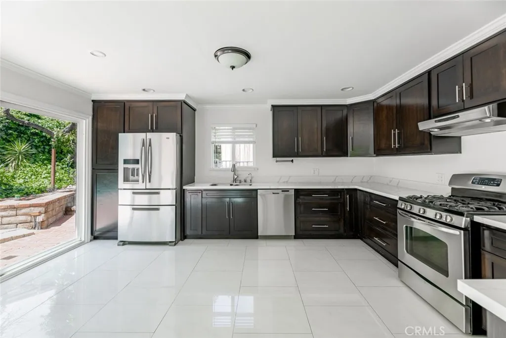 Additional image 59 of 24526 Calvert Street, Woodland Hills, CA 91367