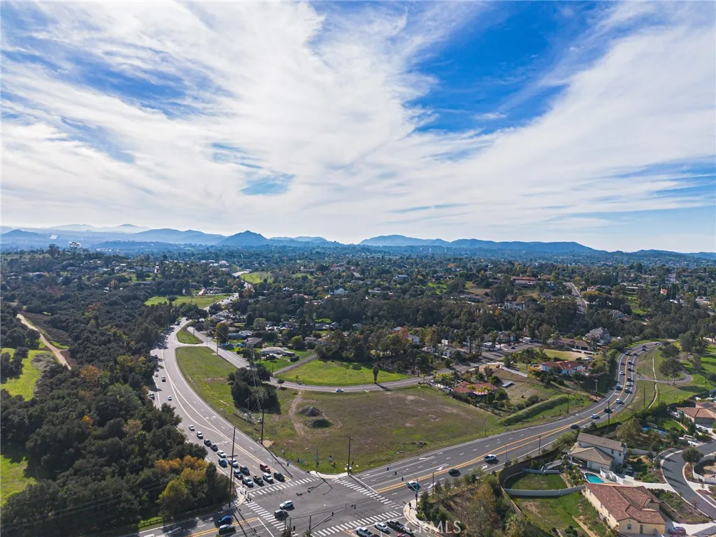 Additional image 6 of 2065 Lendee Drive, Escondido, CA 92025