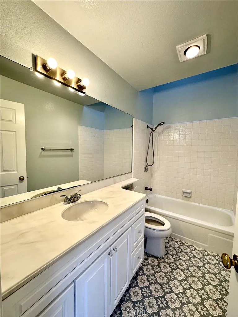 Additional image 48 of 19 Dartmouth, Irvine, CA 92612