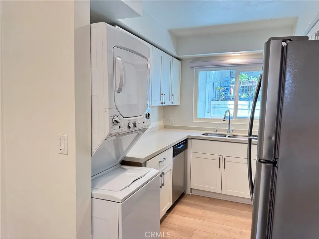 Additional image 50 of 251 N Oakland Ave Unit 10, Pasadena, CA 91101