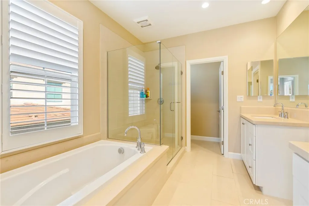 Additional image 22 of 71 Brixton, Irvine, CA 92620