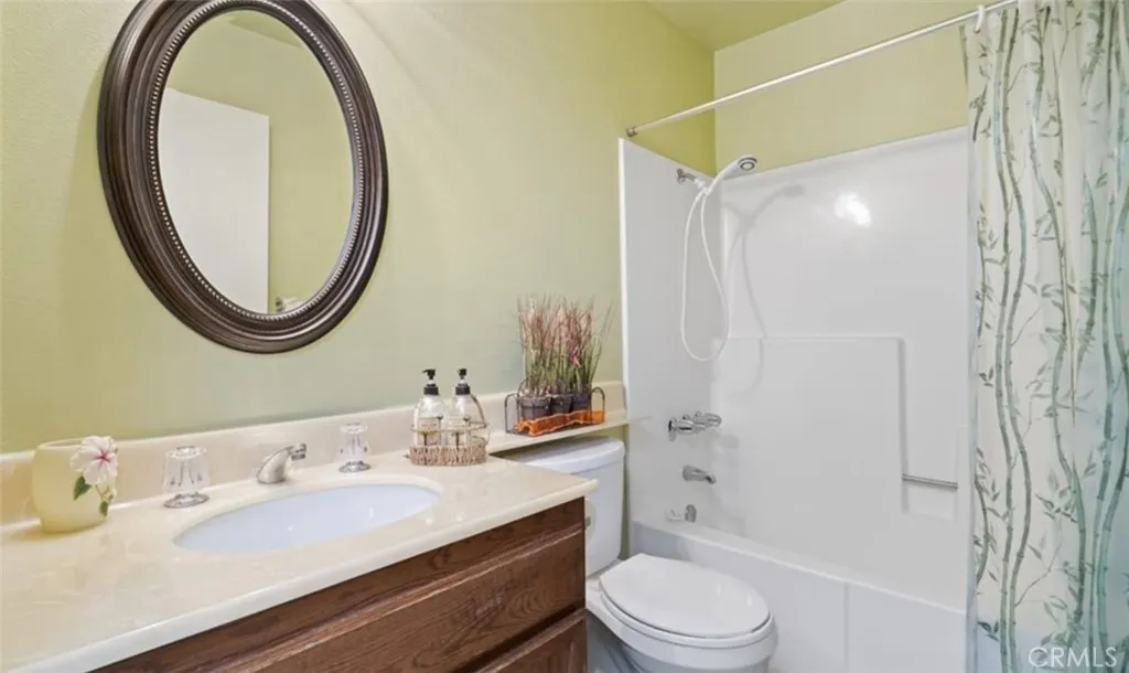 Additional image 4 of 18427 Vincennes St Unit 5, Northridge, CA 91325