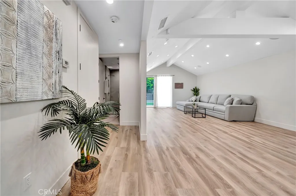 Additional image 18 of 6743 Colgate Avenue, Los Angeles, CA 90048