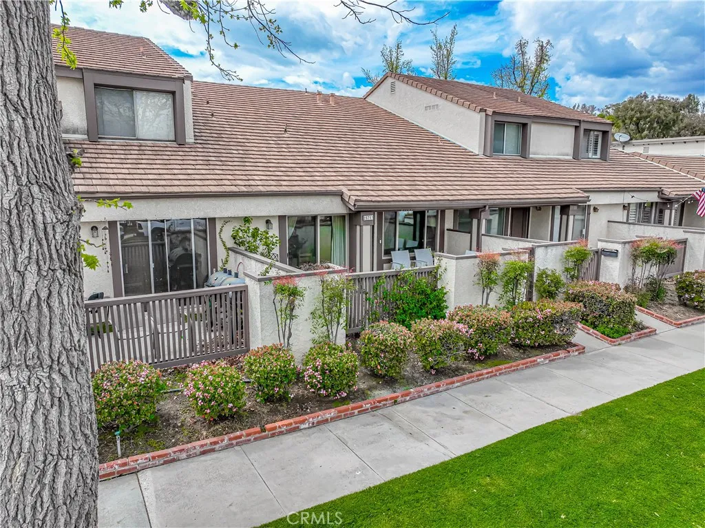 Additional image 25 of 25713 Vista Fairways Dr, Valencia, CA 91355