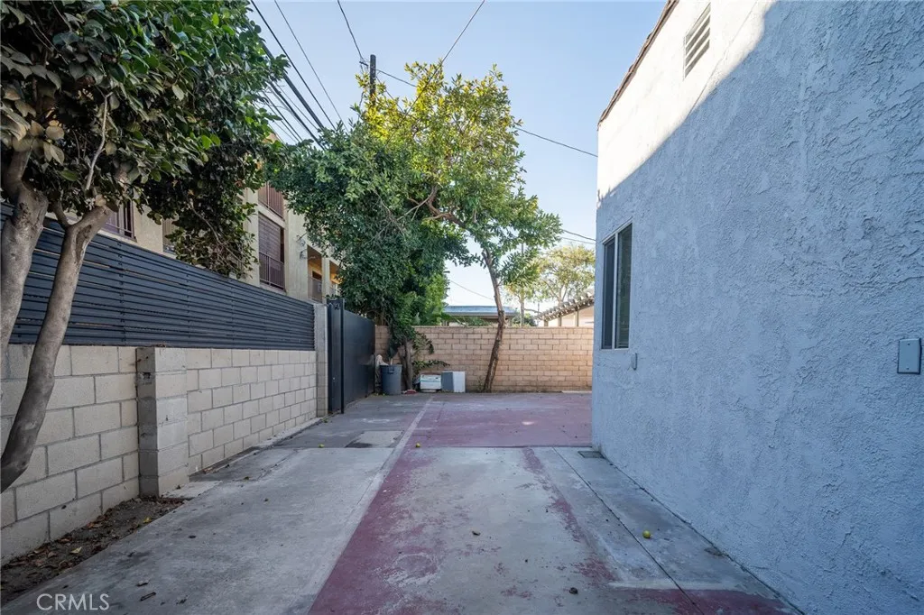 Additional image 46 of 2370 Pine Ave, Long Beach, CA 90806