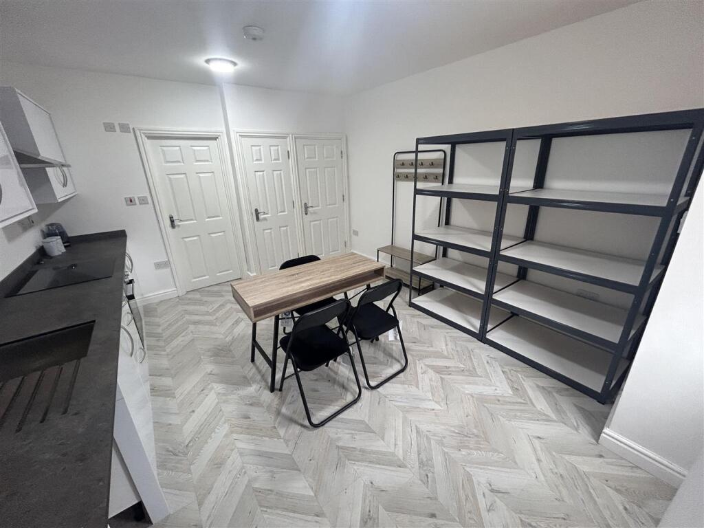 Additional image 19 of Halesowen Road, Cradley Heath